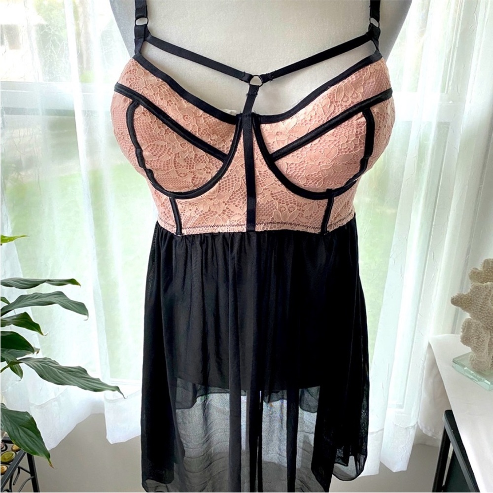 Torrid Elegant Lace and Mesh Chemise BabyDoll Size 3X NWT